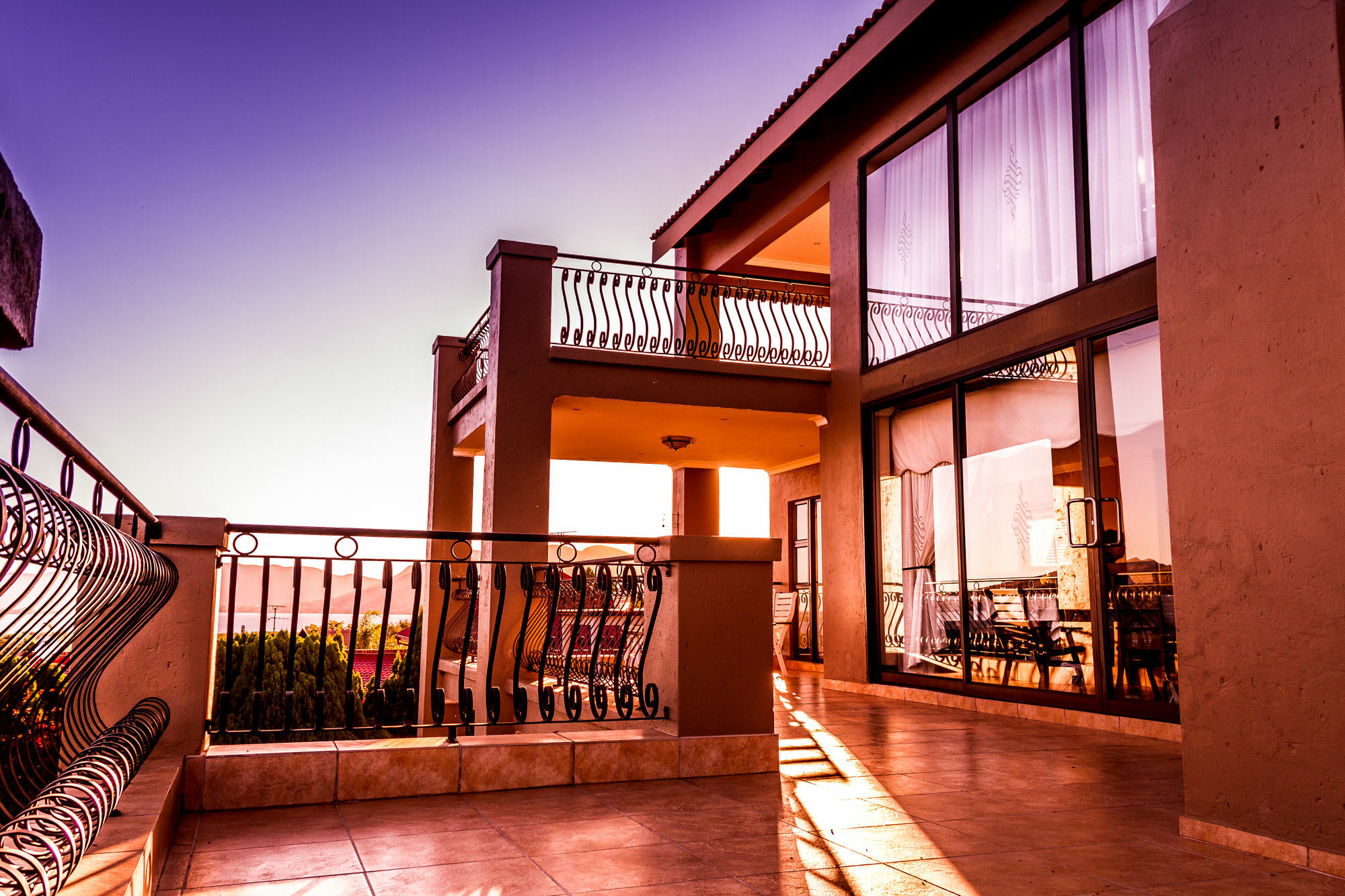 Château La Mer Exclusive Guesthouse Hartbeespoort Extérieur photo