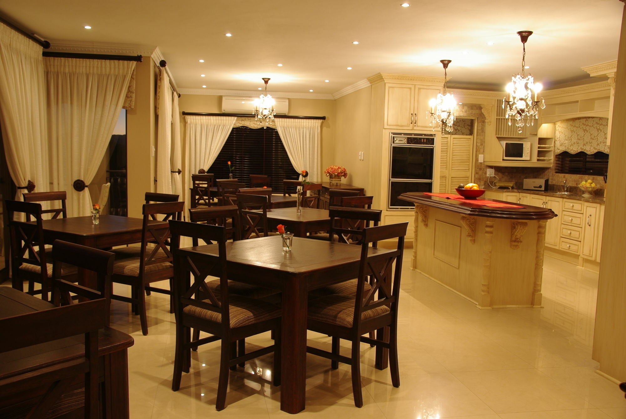 Château La Mer Exclusive Guesthouse Hartbeespoort Extérieur photo