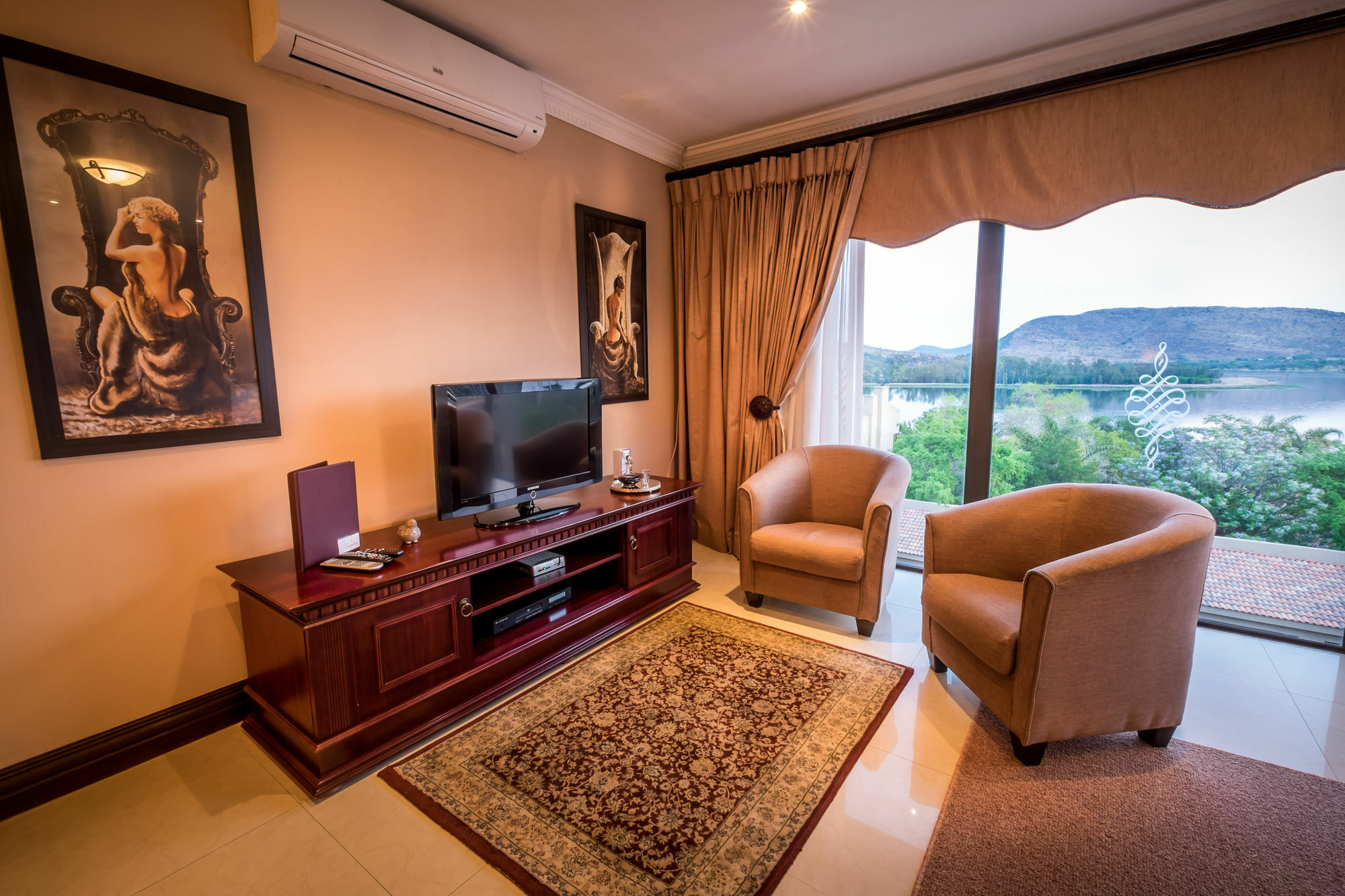Château La Mer Exclusive Guesthouse Hartbeespoort Extérieur photo